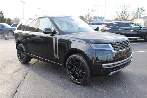 2025 Land Rover Range Rover P400 SE