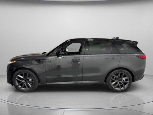 2026 Land Rover Range Rover Sport 5.0 Supercharged Dynamic