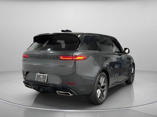2026 Land Rover Range Rover Sport 5.0 Supercharged Dynamic