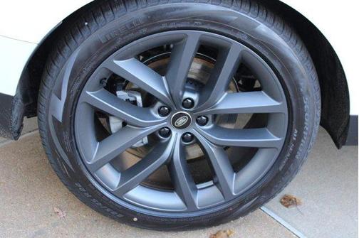 2025 Land Rover Range Rover Sport P360 SE