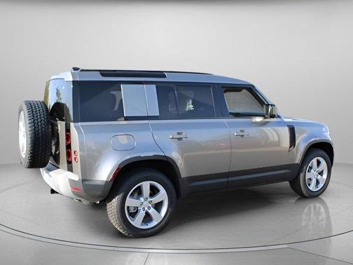 2025 Land Rover Defender P300