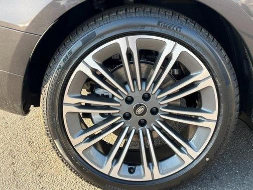 2025 Land Rover Range Rover Sport P460 Dynamic SE