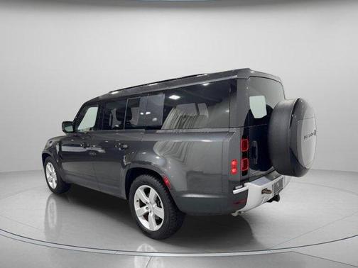 2023 Land Rover Defender First Edition
