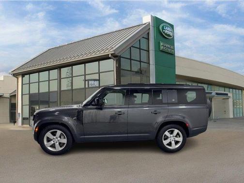 2023 Land Rover Defender First Edition
