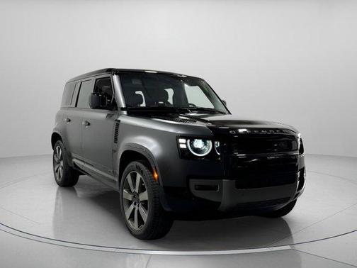 2026 Land Rover Defender 110 V8