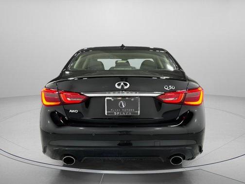 2023 INFINITI Q50 LUXE