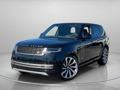 2025 Land Rover Range Rover P400 SE