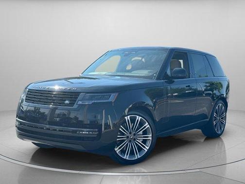 2025 Land Rover Range Rover P530 SE