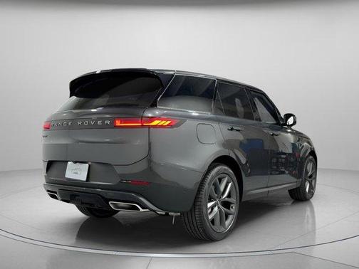 2025 Land Rover Range Rover Sport P360 SE