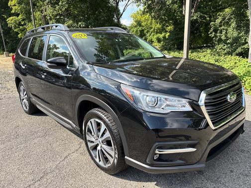 Black 2022 Subaru Ascent Limited 7-Passenger