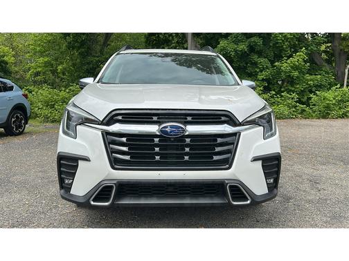 White 2023 Subaru Ascent Touring 7-Passenger