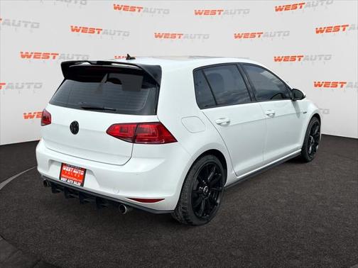 2017 Volkswagen Golf GTI 2.0T S 4-Door