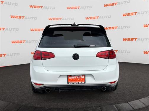 2017 Volkswagen Golf GTI 2.0T S 4-Door