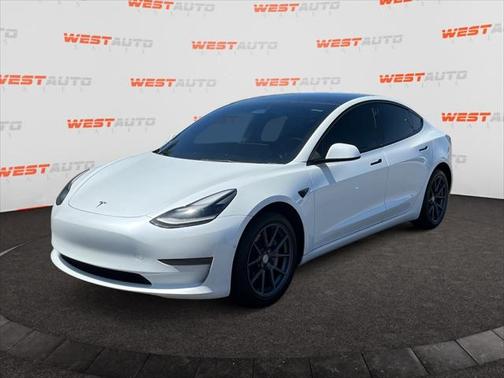 2022 Tesla Model 3 Standard Range