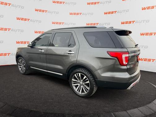 2017 Ford Explorer Platinum