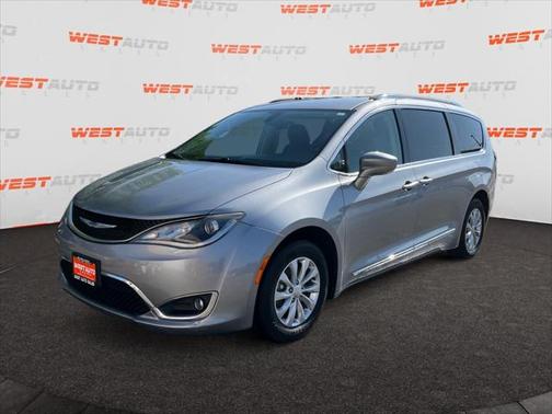 2019 Chrysler Pacifica Touring L