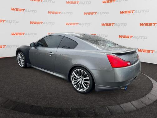 2011 INFINITI G37x Base