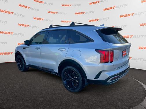 2022 Kia Sorento SX