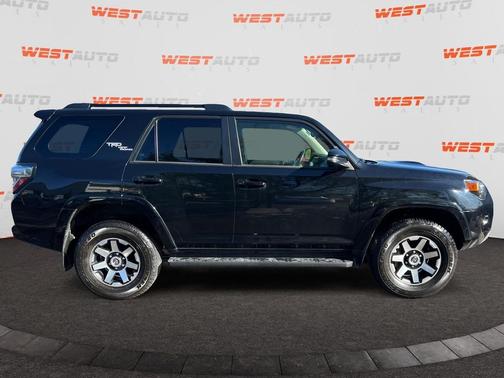2024 Toyota 4Runner TRD Off Road Premium