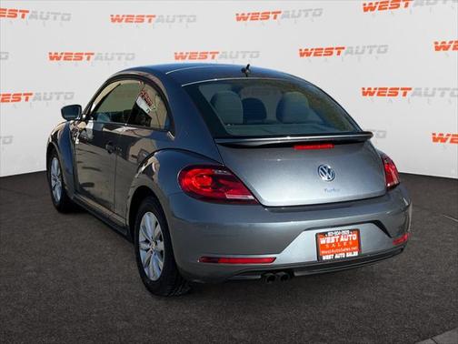 2018 Volkswagen Beetle 2.0T Coast