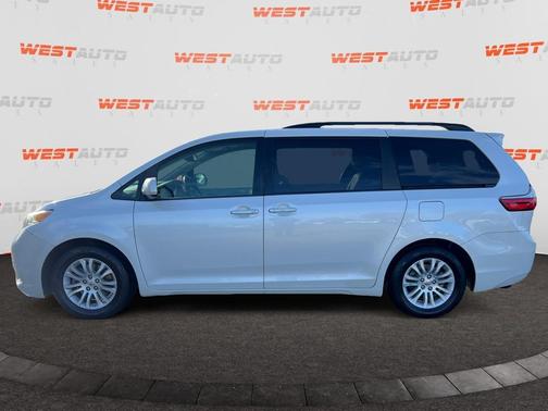 2015 Toyota Sienna XLE
