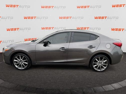 2018 Mazda Mazda3 Touring