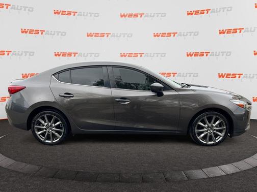 2018 Mazda Mazda3 Touring