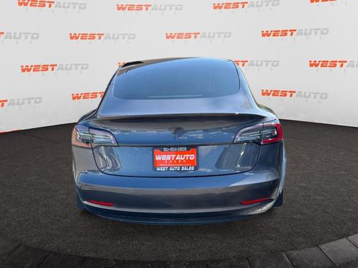 2022 Tesla Model 3 Standard Range