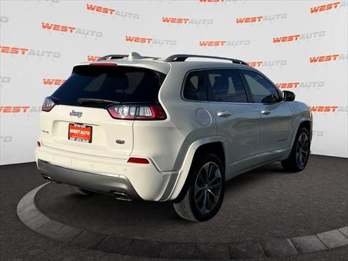 2019 Jeep Cherokee Overland