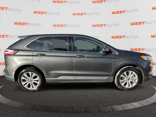 2019 Ford Edge Titanium