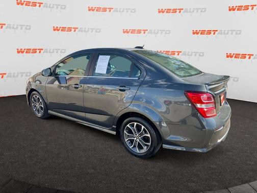 2017 Chevrolet Sonic LT