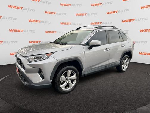 2021 Toyota RAV4 Hybrid XLE Premium