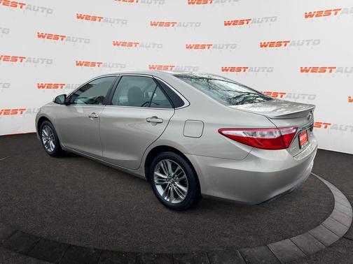 2016 Toyota Camry SE