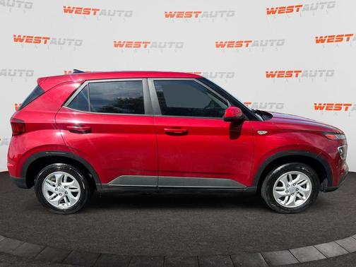 2021 Hyundai VENUE SE