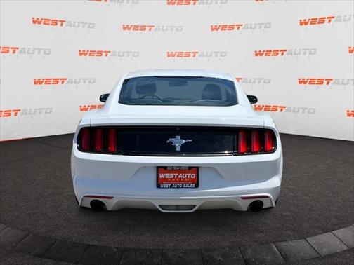 2016 Ford Mustang V6