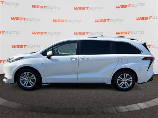 2021 Toyota Sienna Platinum 7 Passenger