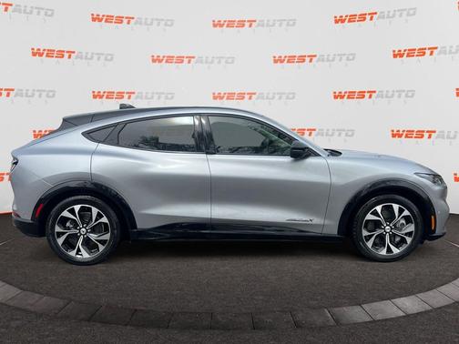 Silver Metallic 2021 Ford Mustang Mach-E Premium