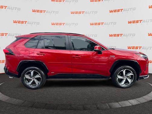 2022 Toyota RAV4 Prime SE