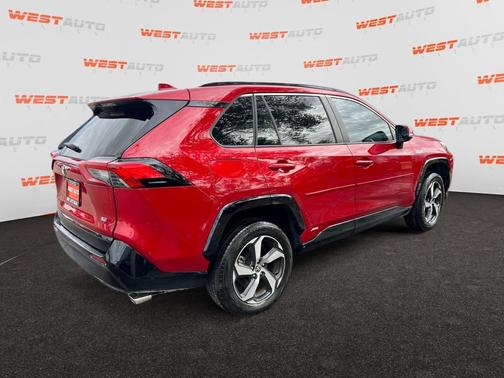 2022 Toyota RAV4 Prime SE