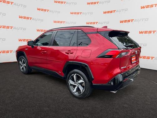2022 Toyota RAV4 Prime SE
