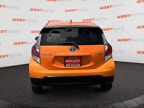 2017 Toyota Prius c One