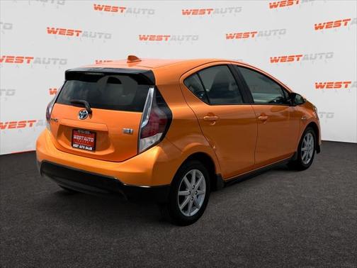 2017 Toyota Prius c One