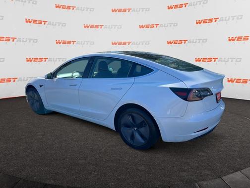 2020 Tesla Model 3 Standard Range