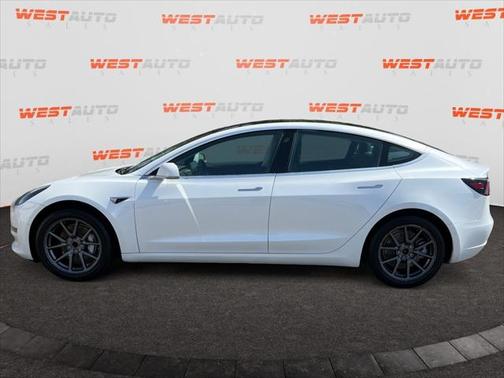 2020 Tesla Model 3 Standard Range