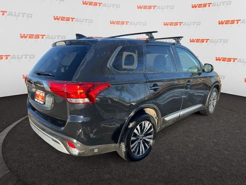 2020 Mitsubishi Outlander ES