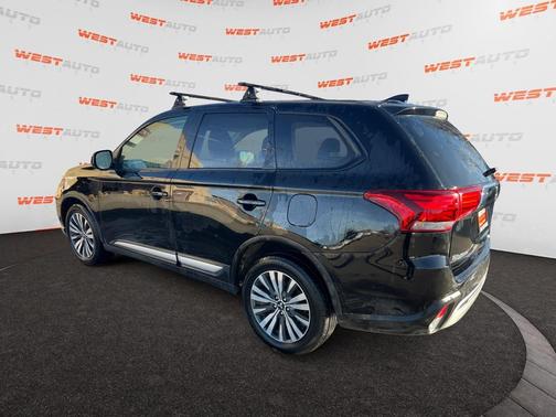 2020 Mitsubishi Outlander ES