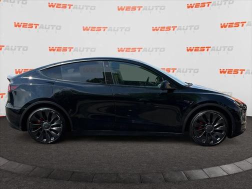 2022 Tesla Model Y Performance Dual Motor All-Wheel Drive