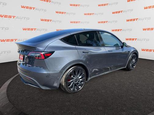 2022 Tesla Model Y Performance Dual Motor All-Wheel Drive