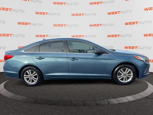 2017 Hyundai SONATA SE