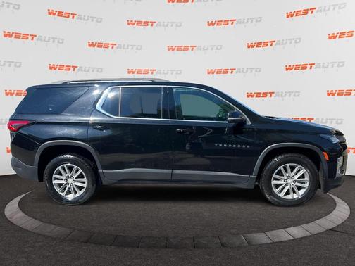 2022 Chevrolet Traverse LT Leather